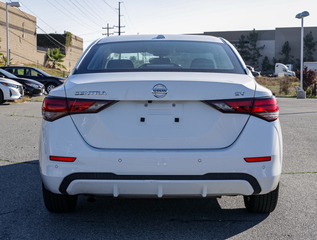 2023 Nissan Sentra SV photo 4