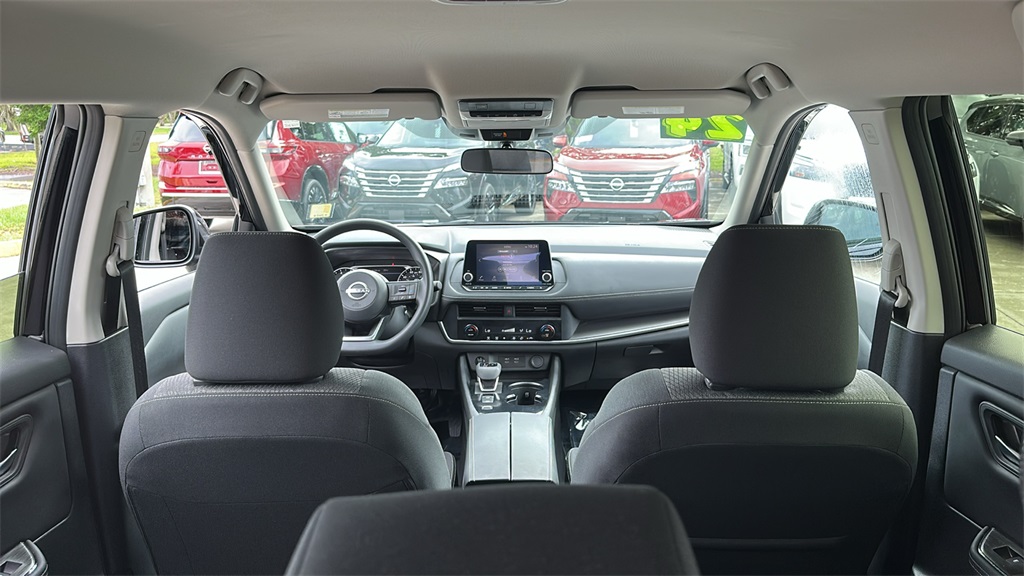 2024 Nissan Rogue SV photo 27