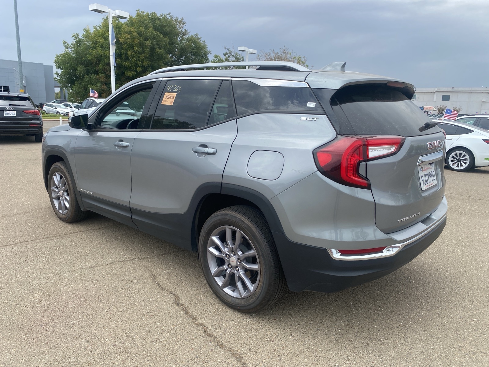 2024 Gmc Terrain SLT photo 3