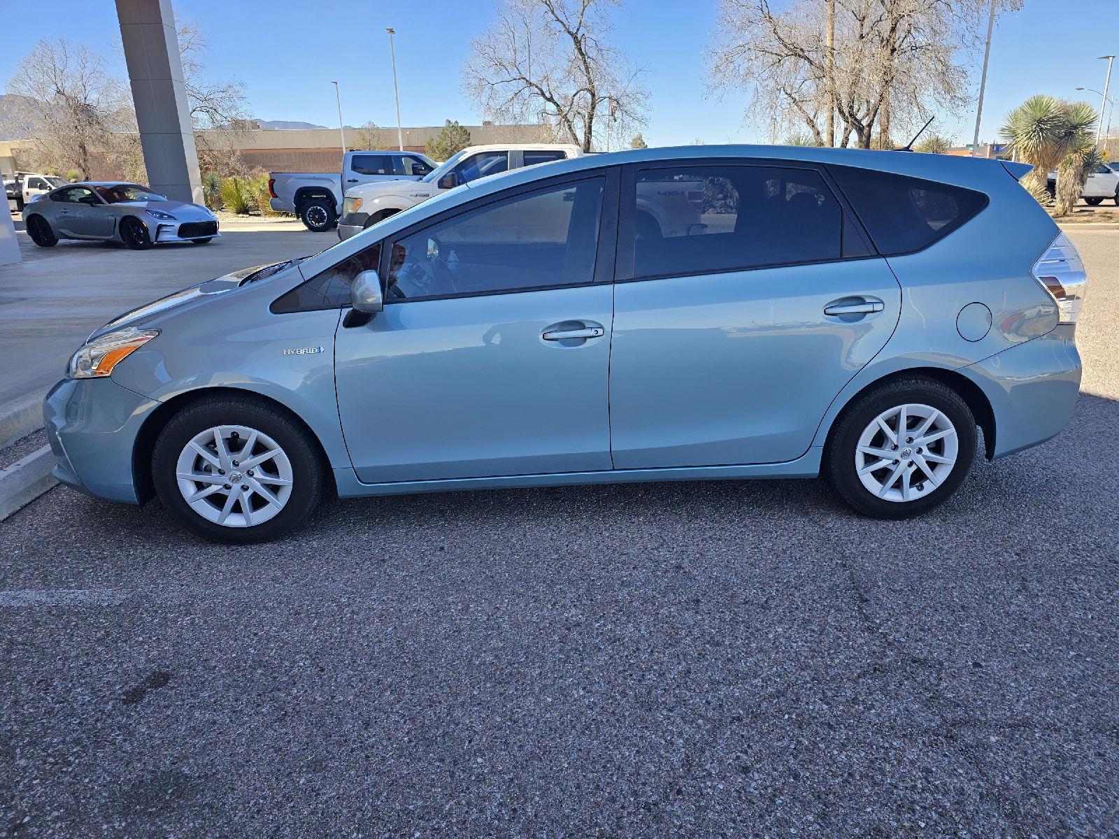 Used 2014 Toyota Prius v Three with VIN JTDZN3EU0EJ005867 for sale in Sierra Vista, AZ