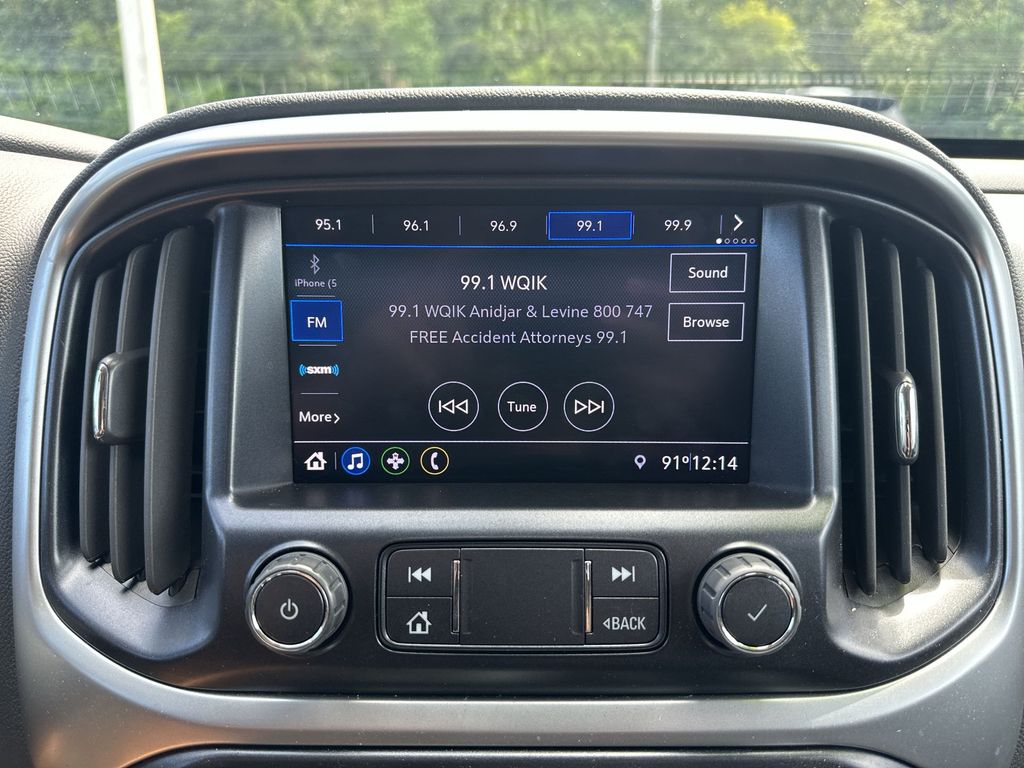 2022 Chevrolet Colorado LT photo 24