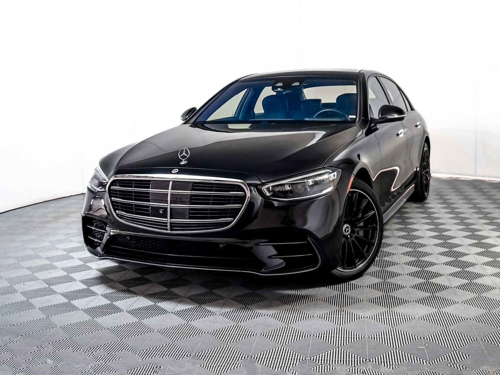 2023 Mercedes-Benz S-Class