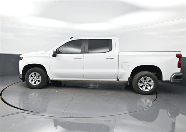 2020 Chevrolet Silverado 1500 LT photo 2