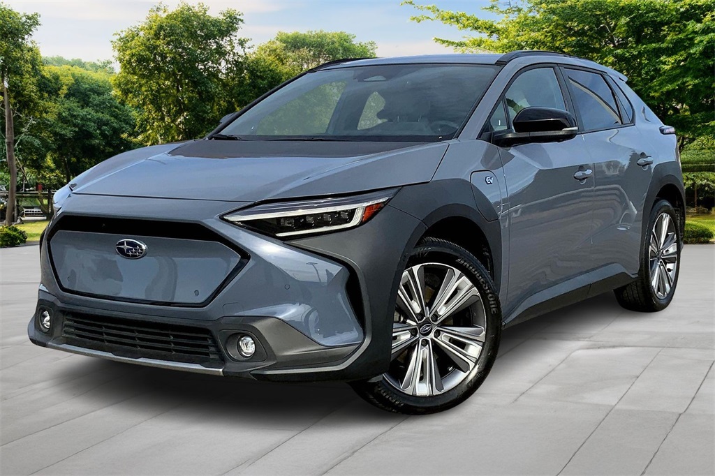 2023 Subaru SOLTERRA Limited's photo