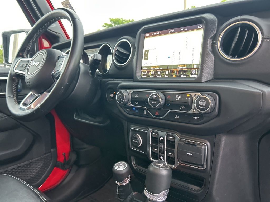 2021 Jeep Wrangler Unlimited Sahara High Altitude 4xe photo 26