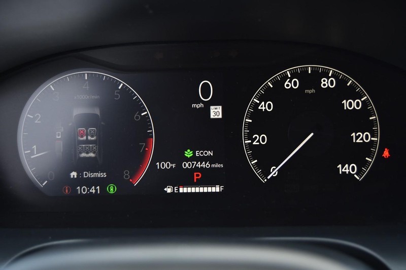 2025 Honda HR-V LX photo 8