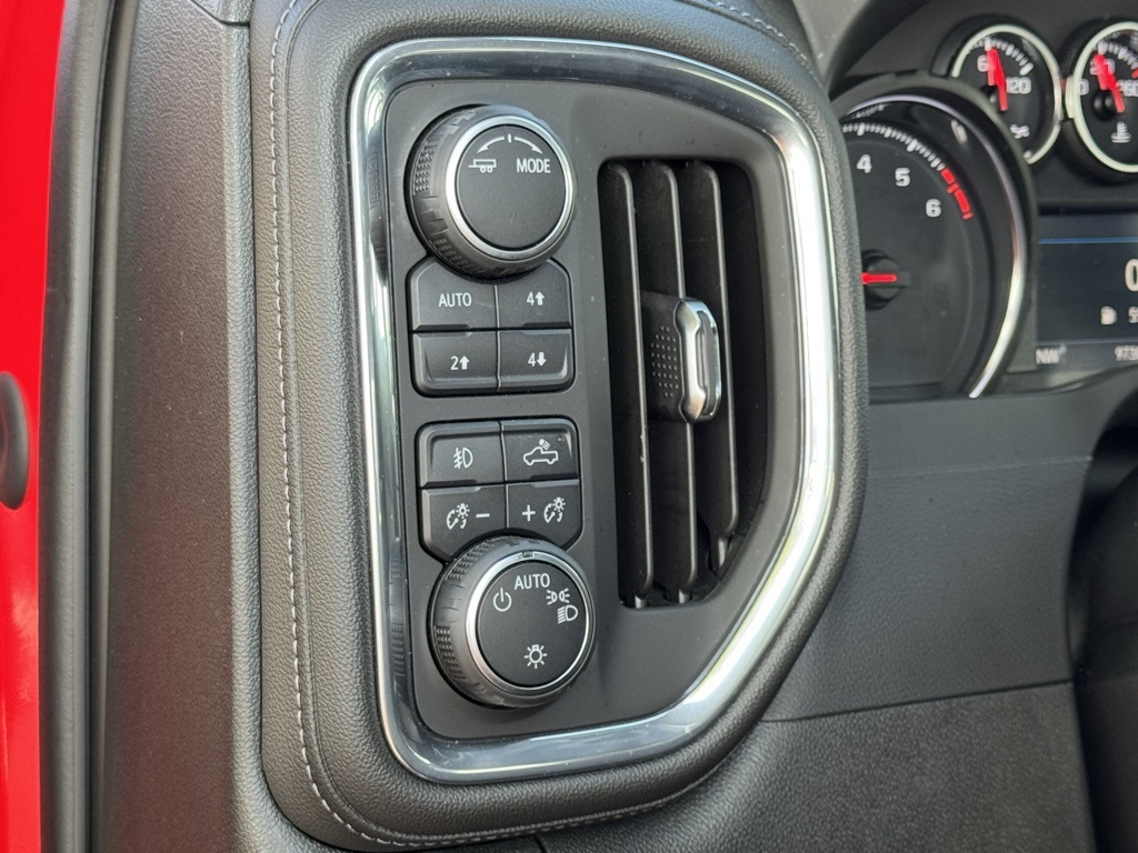 2021 Chevrolet Silverado 1500 LT Trail Boss photo 17