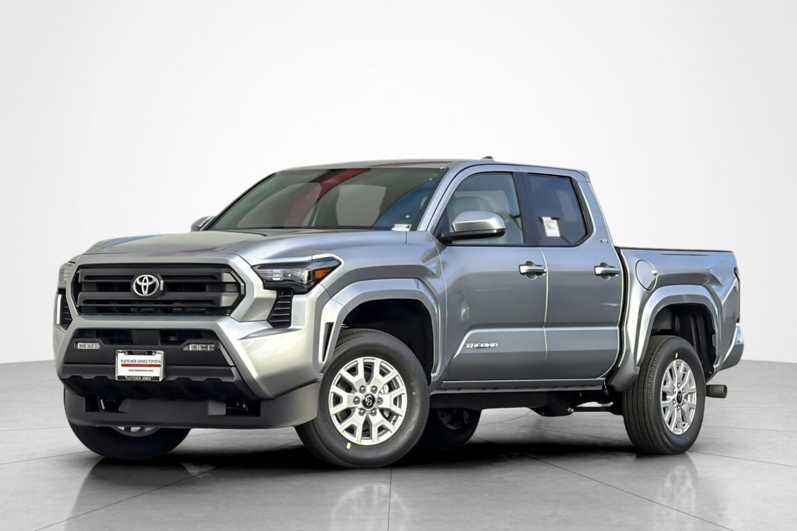 2026 Toyota Tacoma SR5's photo