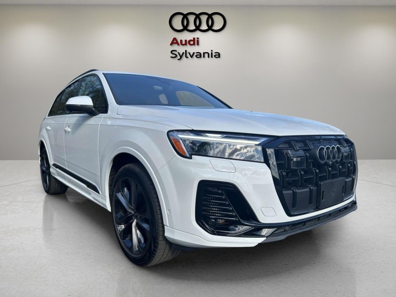 2025 Audi Q7 Premium Plus photo 2