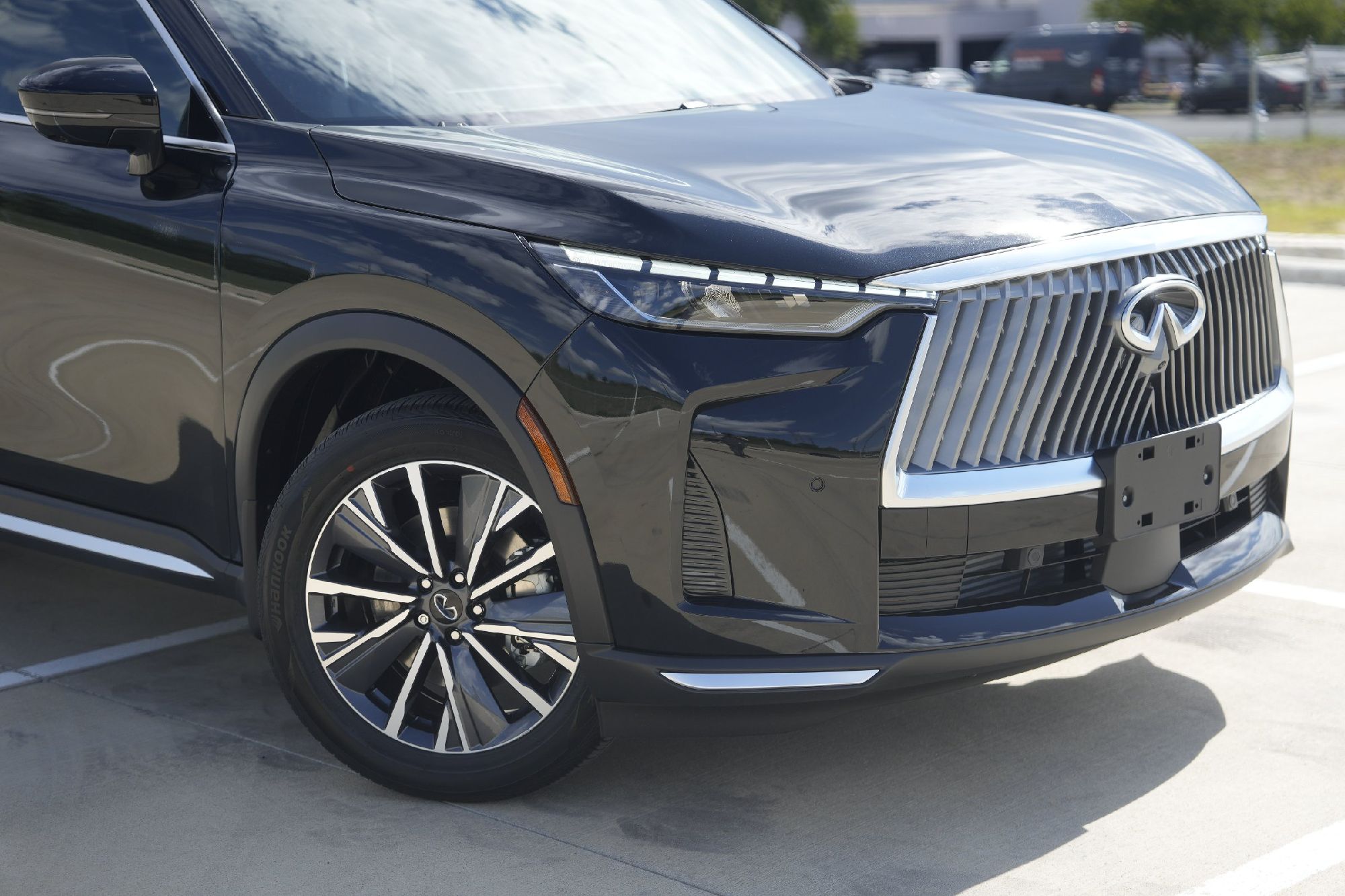 2026 Infiniti QX60 Luxe AWD photo 2