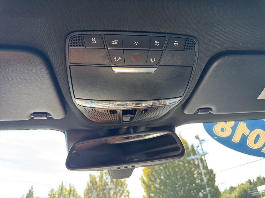 2018 Mercedes Benz GLC 300 4MATIC photo 26