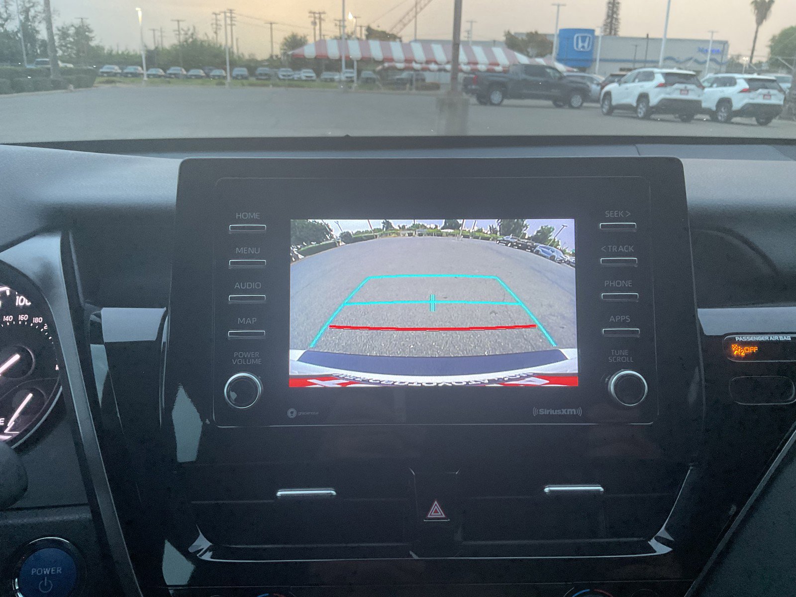 2023 Toyota Camry SE photo 12