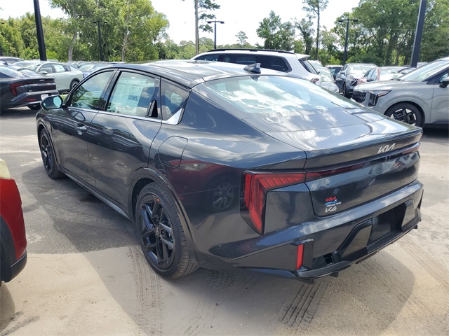 2025 Kia K4 GT-Line Turbo photo 4