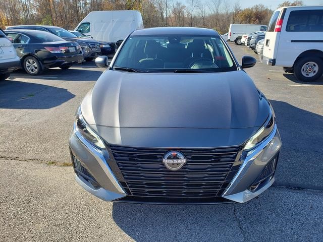 2025 Nissan Altima S photo 2