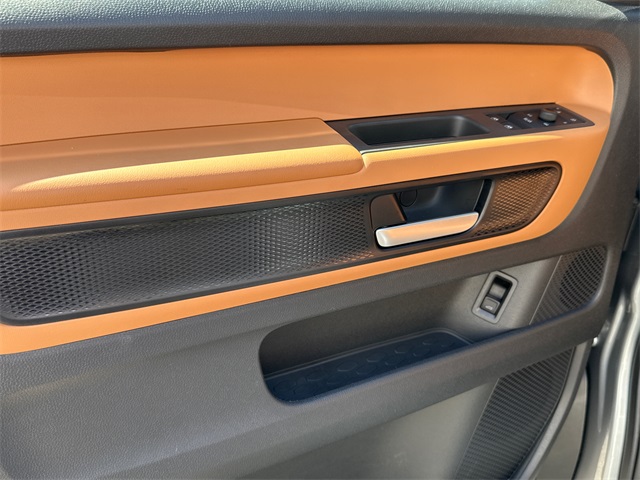 2025 Volkswagen ID. Buzz Pro S photo 8