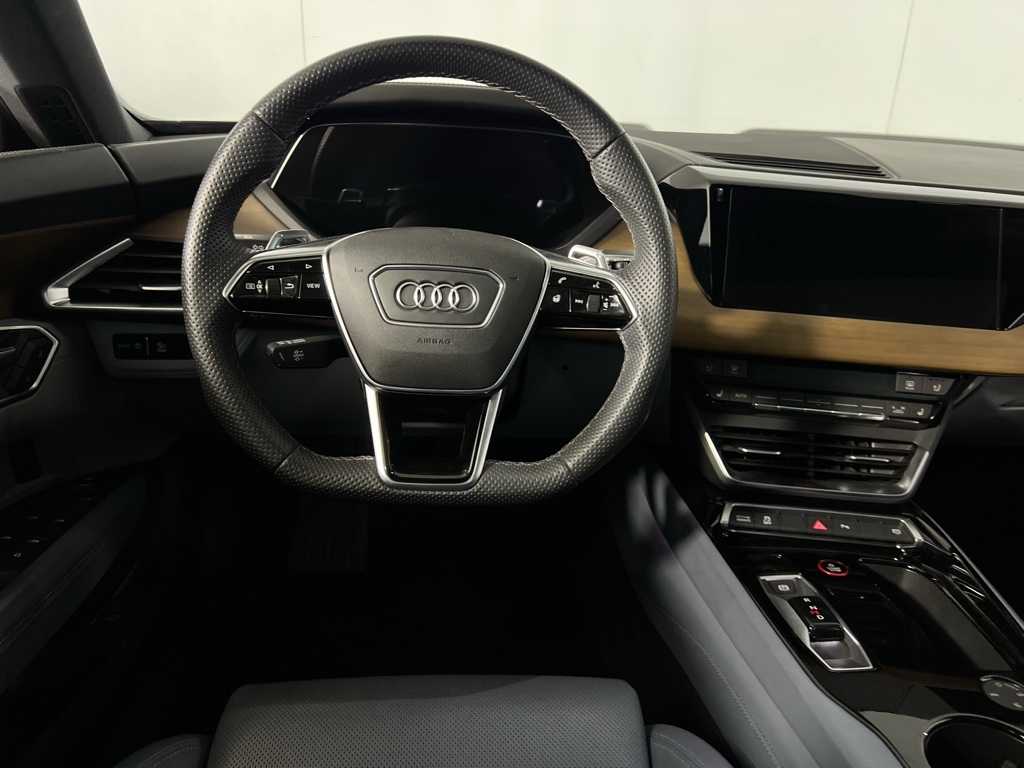 2024 Audi e-tron GT Premium Plus photo 11
