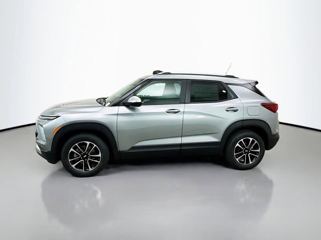 2026 Chevrolet Trailblazer LT photo 2