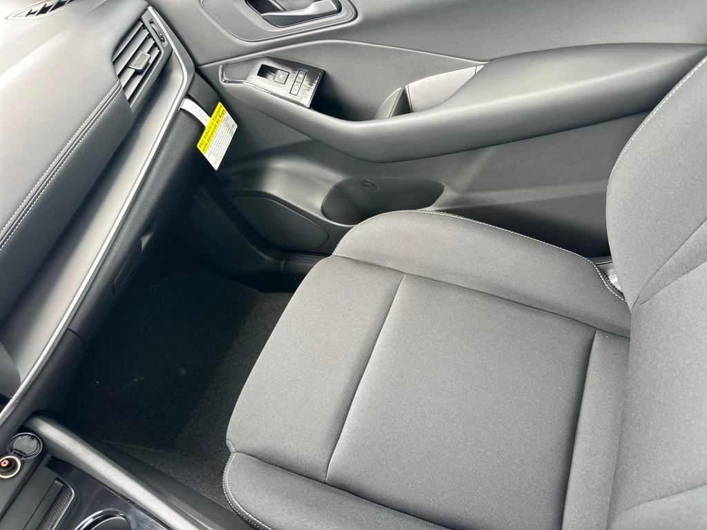2026 Nissan Rogue S photo 25