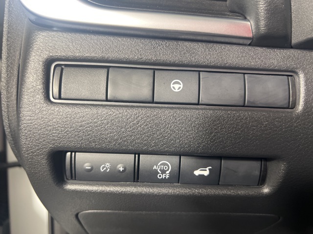 2025 Nissan Rogue SV photo 26