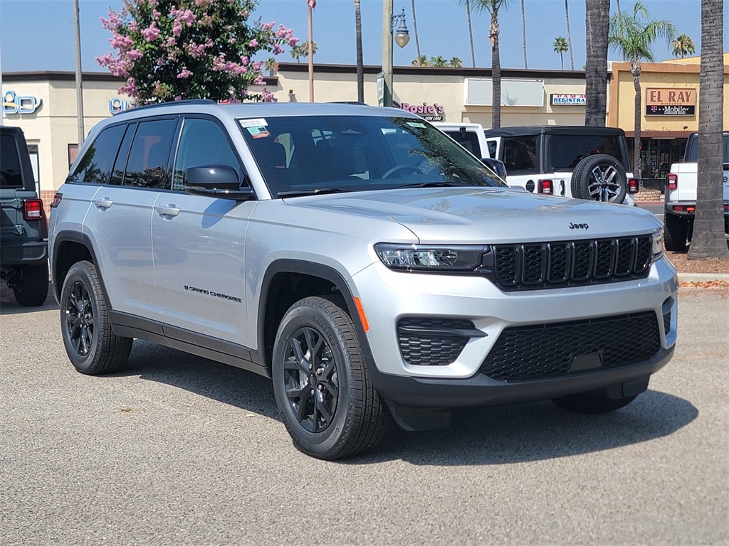 2025 Jeep Grand Cherokee Altitude's photo