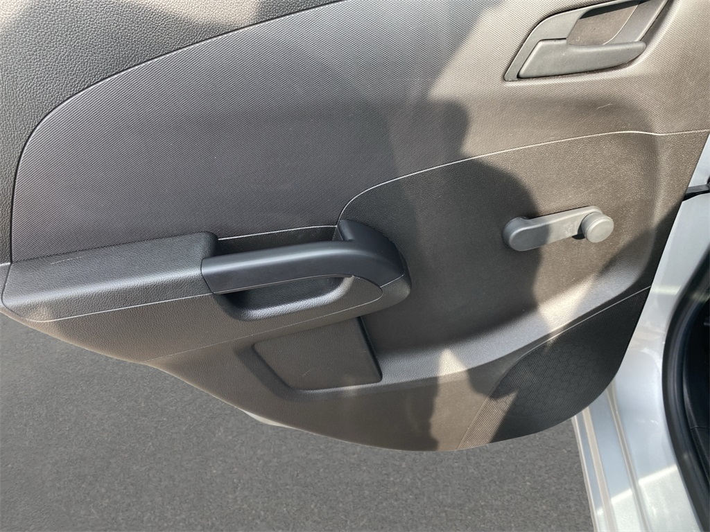 2020 Chevrolet Sonic LT photo 20