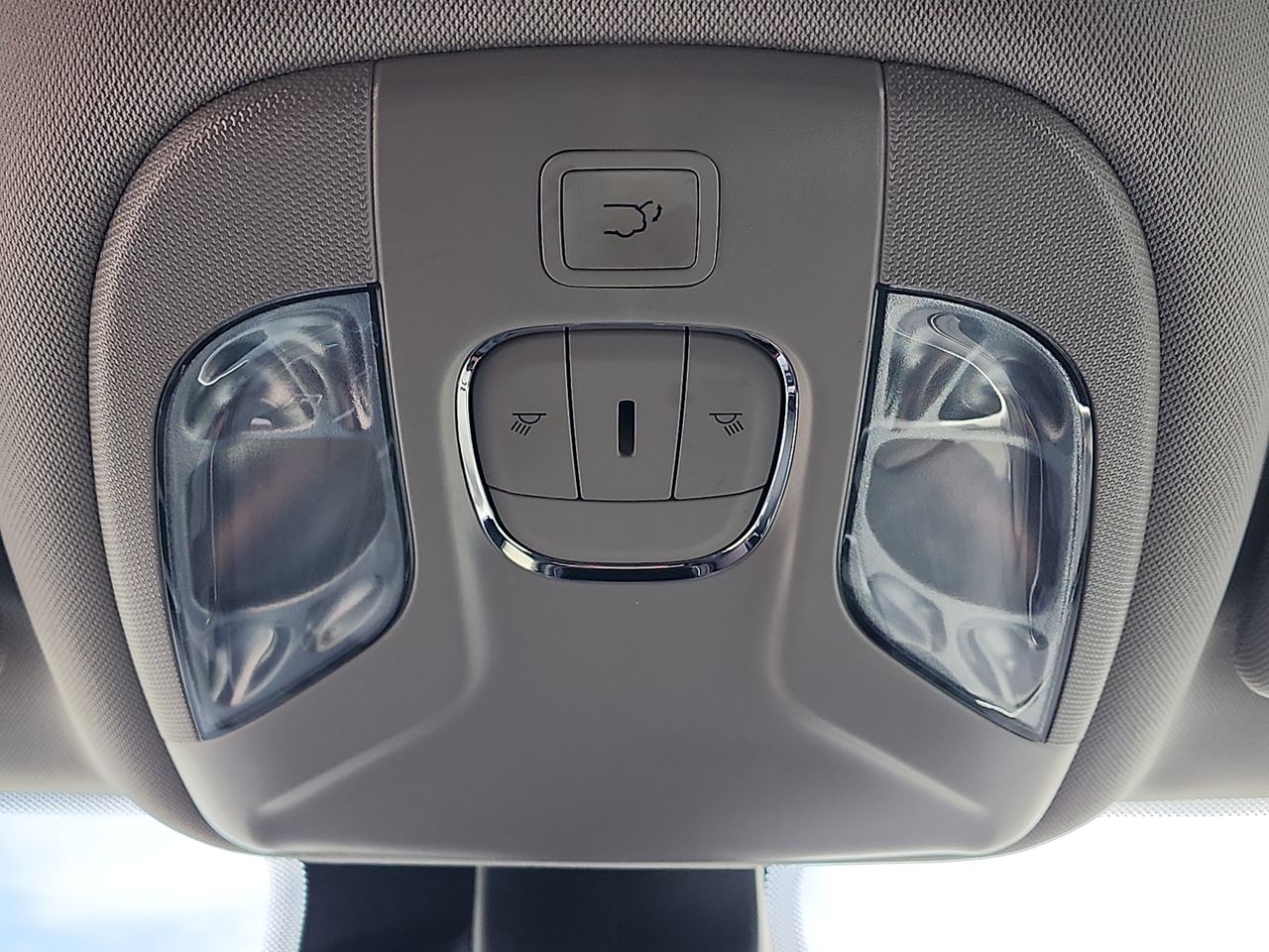 2022 Jeep Compass Latitude photo 22