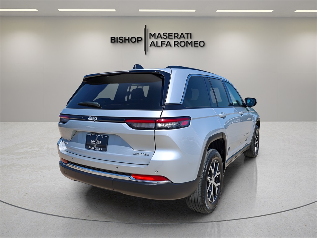 2024 Jeep Grand Cherokee Limited photo 2