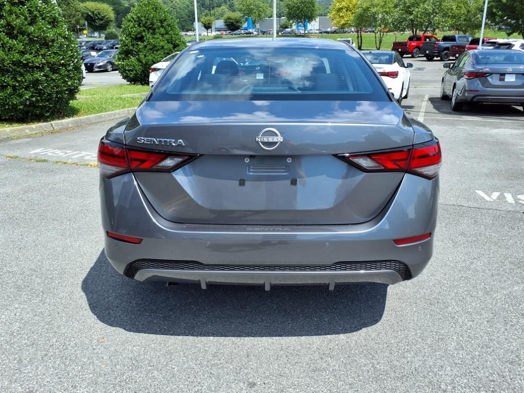 2025 Nissan Sentra S photo 4