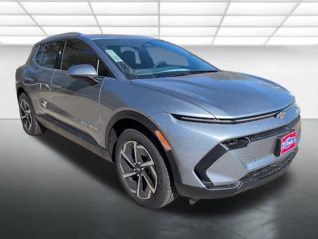 2026 Chevrolet Equinox EV 2LT's photo