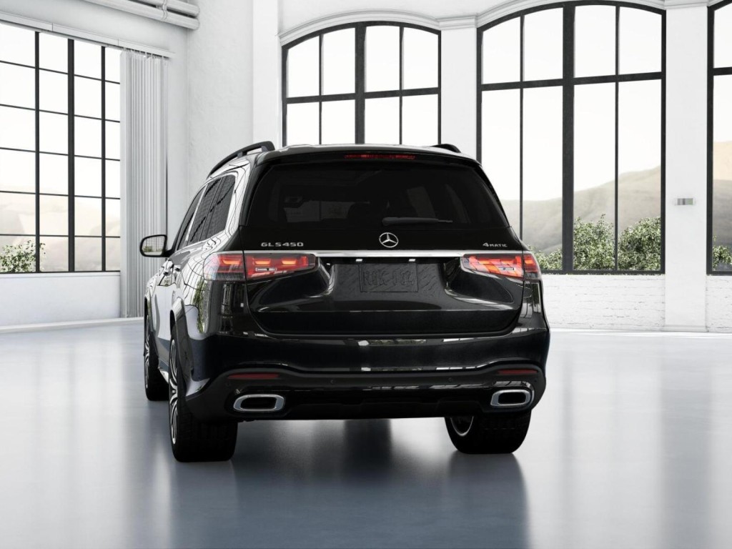 2026 Mercedes Benz GLS 450 4MATIC photo 25