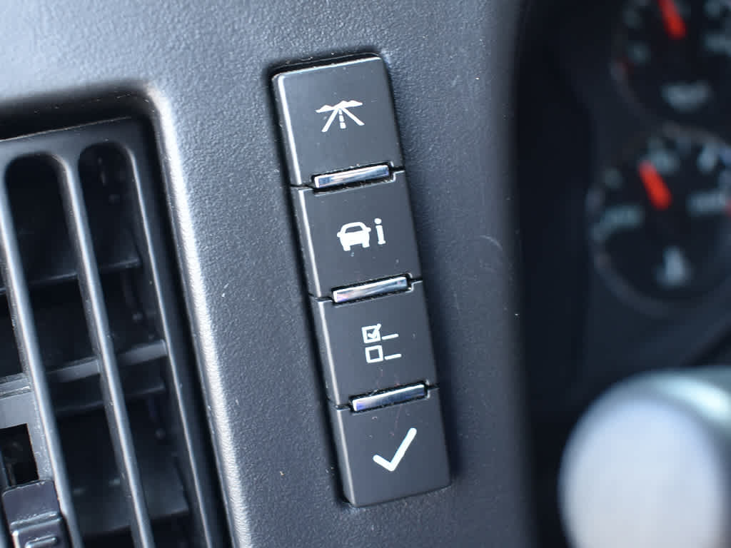 2014 Chevrolet Express 2500 LT photo 16