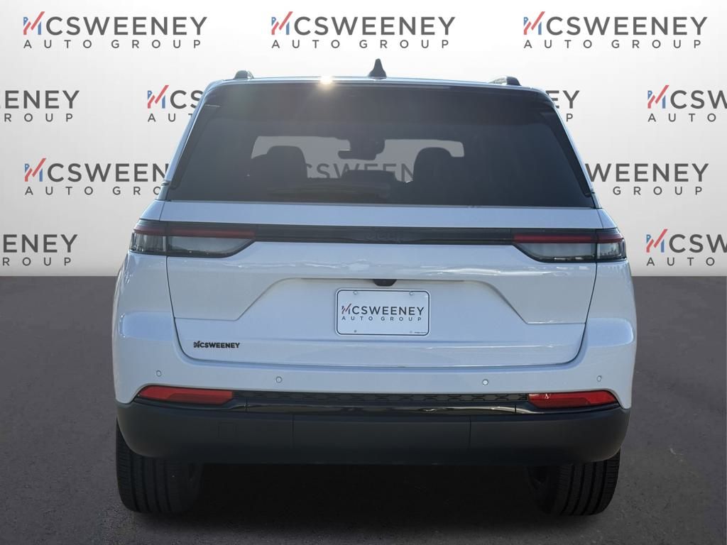 2025 Jeep Grand Cherokee Altitude X photo 2