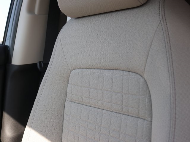 2026 Honda HR-V LX photo 6