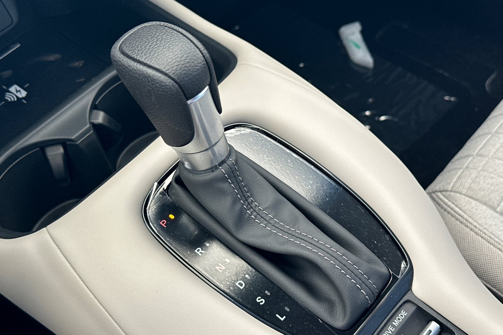 2026 Honda HR-V LX photo 22