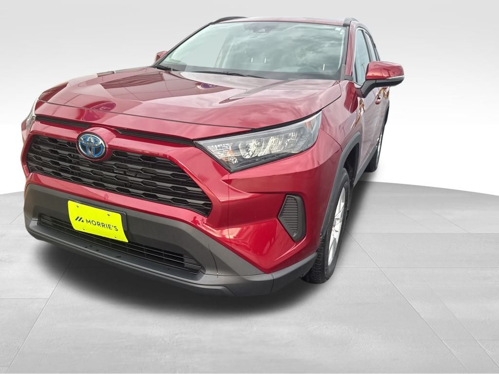 2020 Toyota RAV4 Hybrid LE photo 2