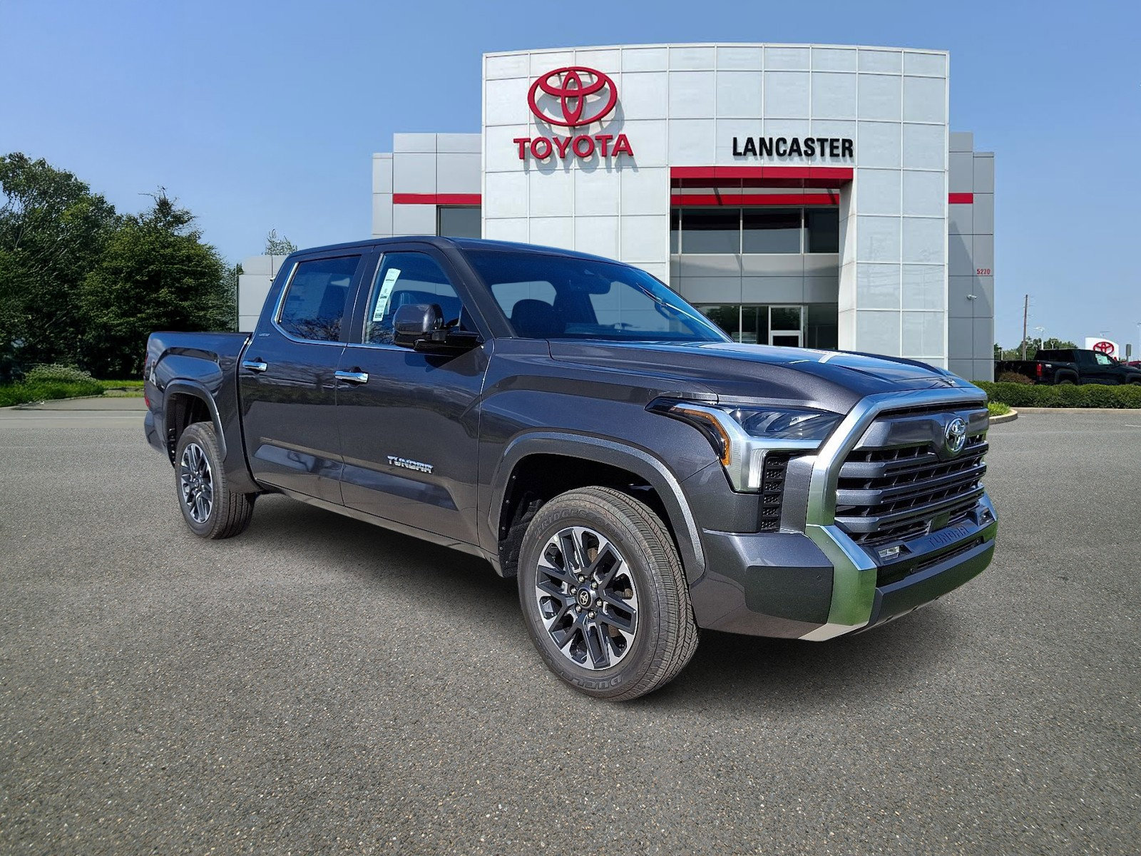 2026 Toyota Tundra Limited's photo
