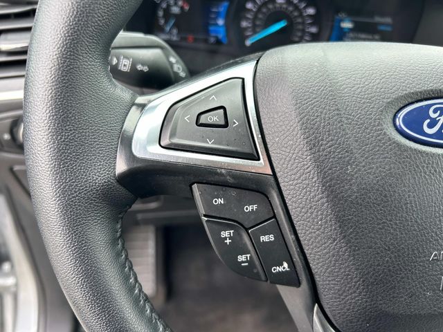 2024 Ford Edge Titanium photo 22