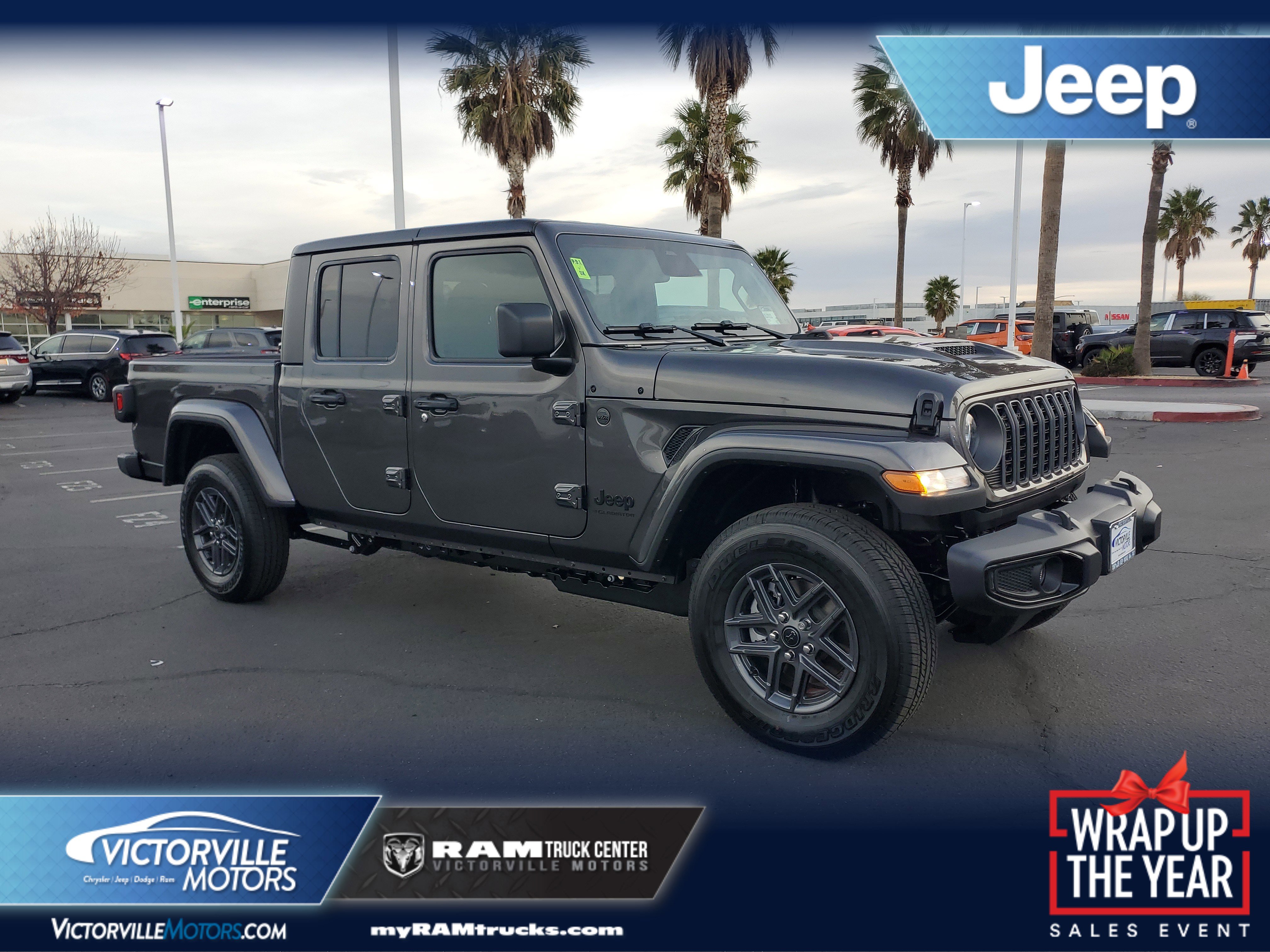 2026 Jeep Gladiator Sport S's photo