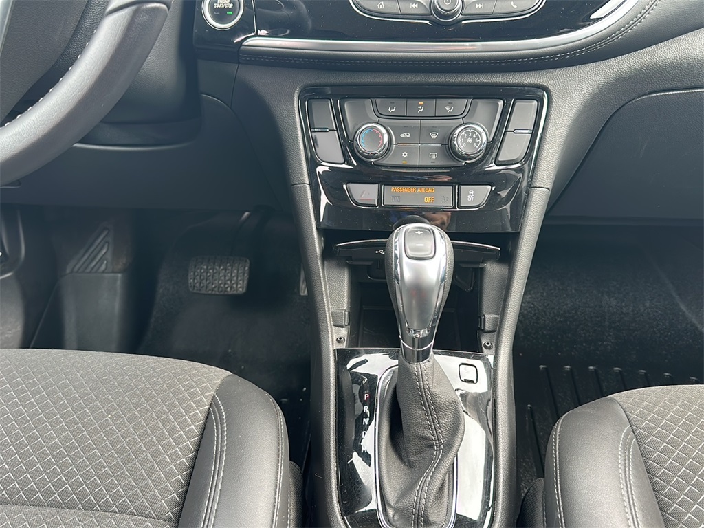 2022 Buick Encore Preferred photo 16