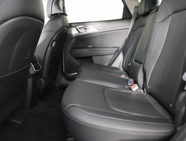2026 Kia Sportage SX photo 9