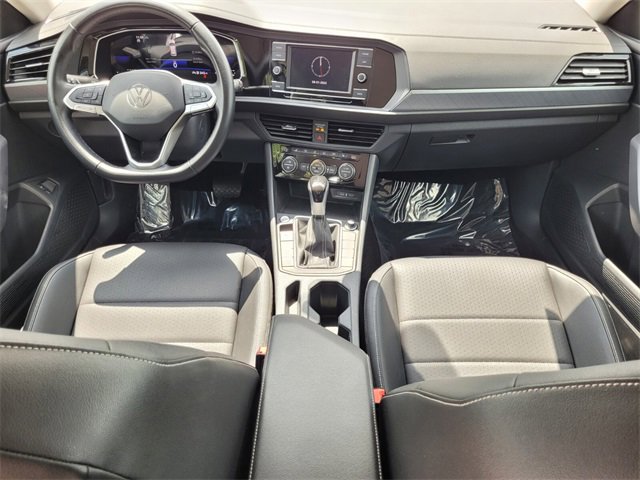 2024 Volkswagen Jetta SE photo 11
