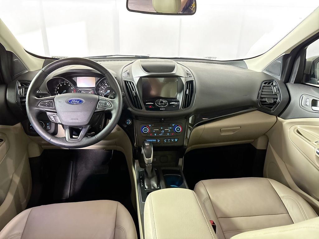 2019 Ford Escape Titanium photo 12
