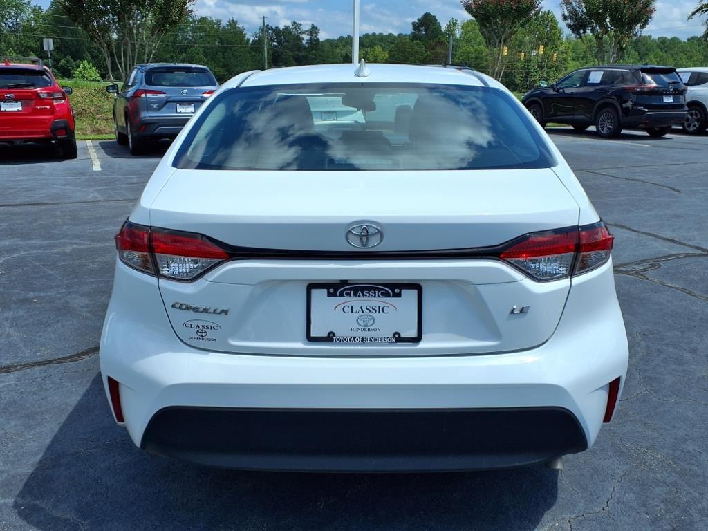 2024 Toyota Corolla LE photo 4