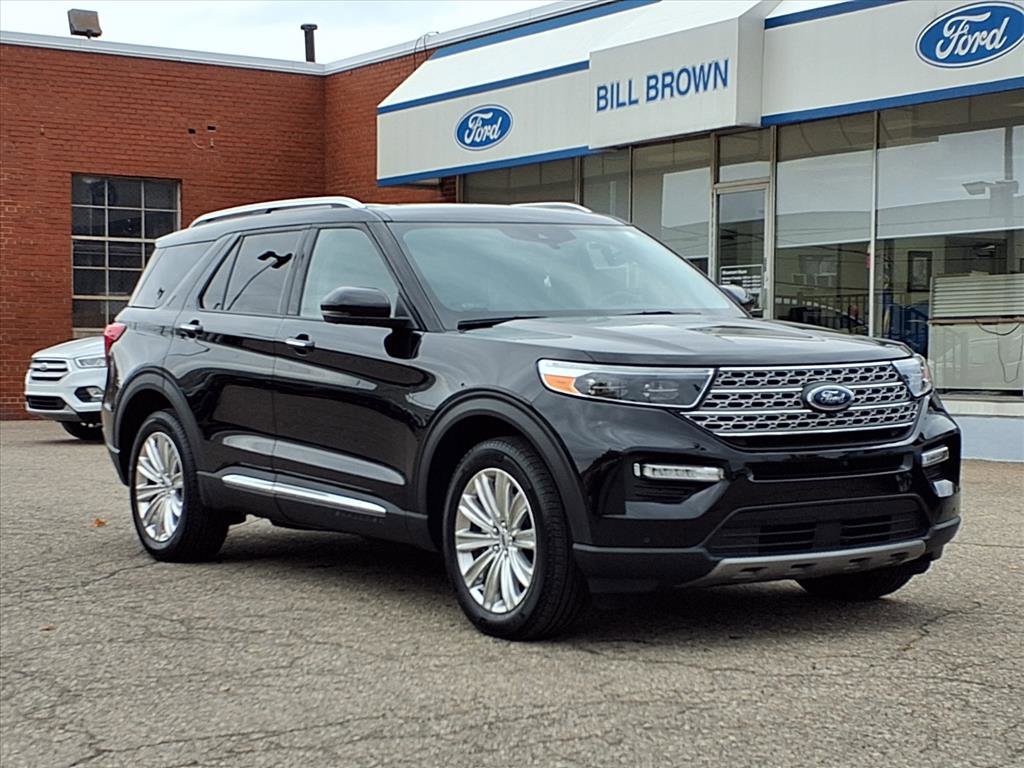2023 Ford Explorer Limited's photo