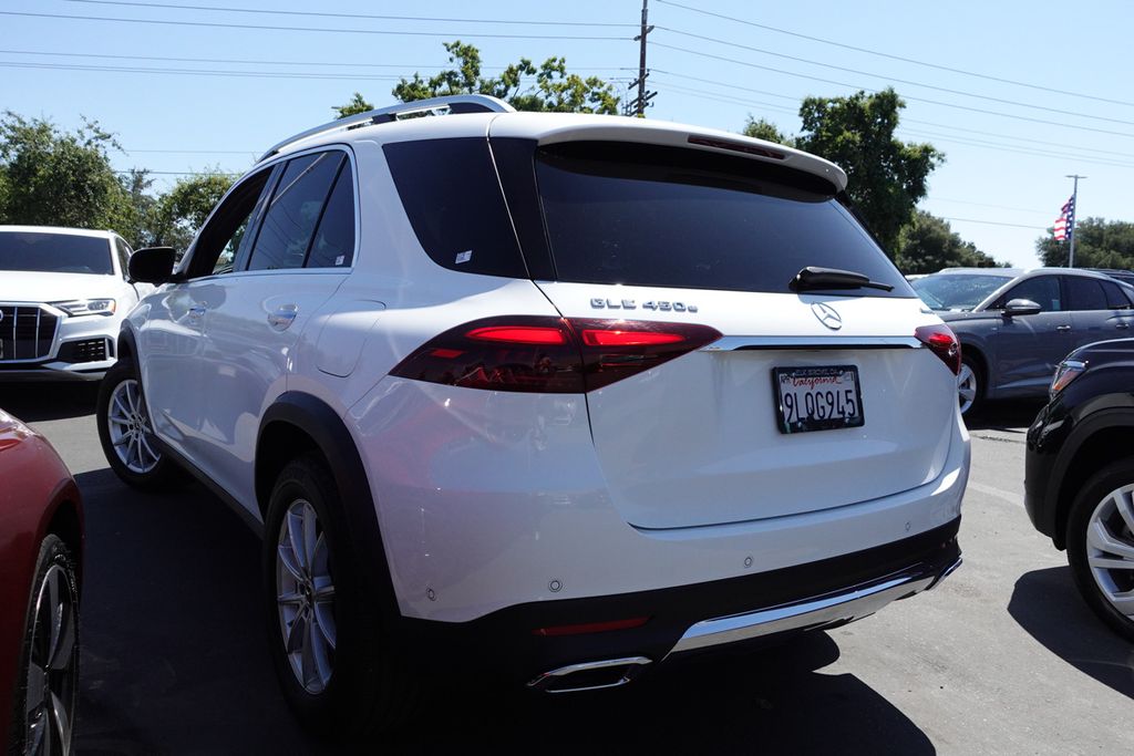 2024 Mercedes Benz GLE 450e 4MATIC photo 2