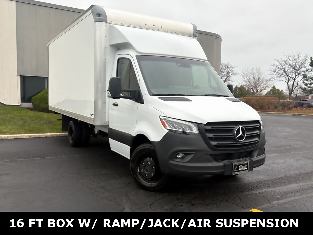 2023 Mercedes-Benz Sprinter Cab Chassis Base's photo