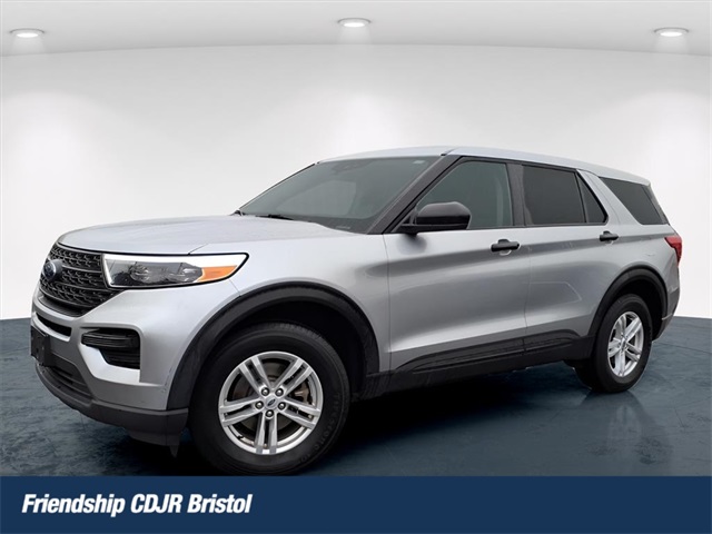 2023 Ford Explorer Base's photo