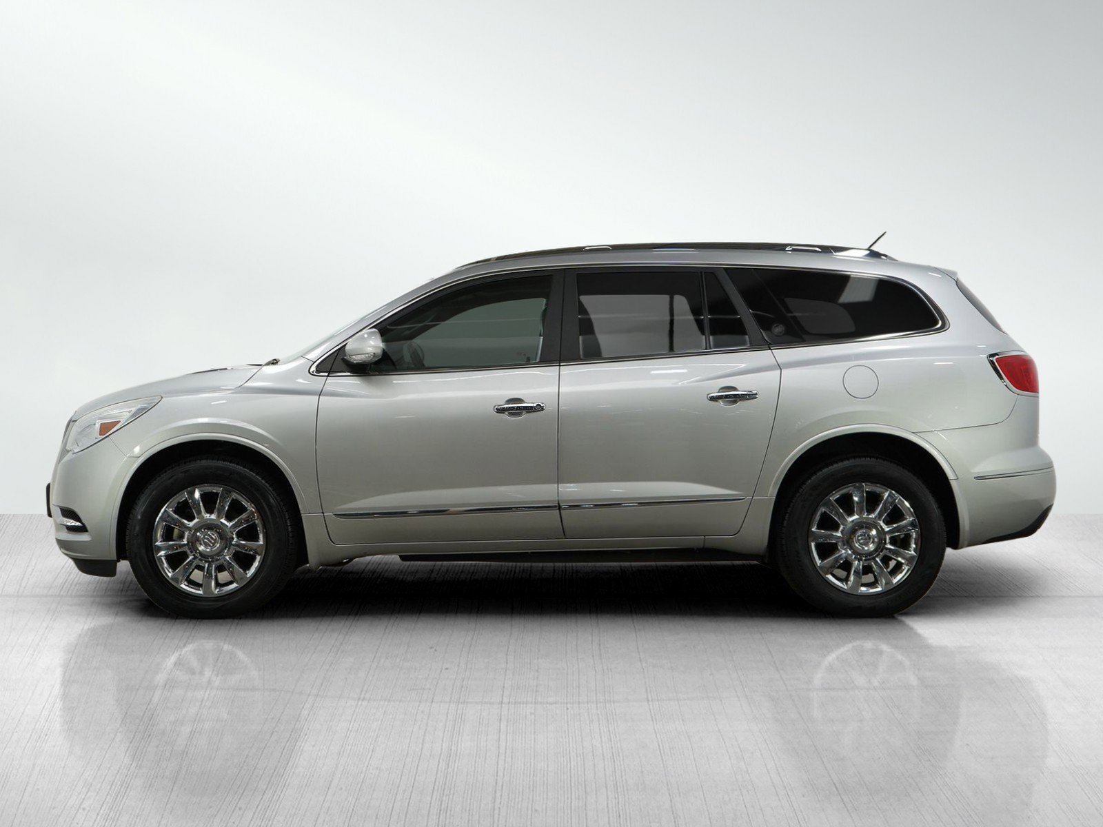 Used 2014 Buick Enclave Leather with VIN 5GAKVBKDXEJ333864 for sale in Roseville, Minnesota