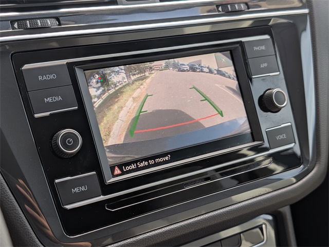 2020 Volkswagen Tiguan S photo 18