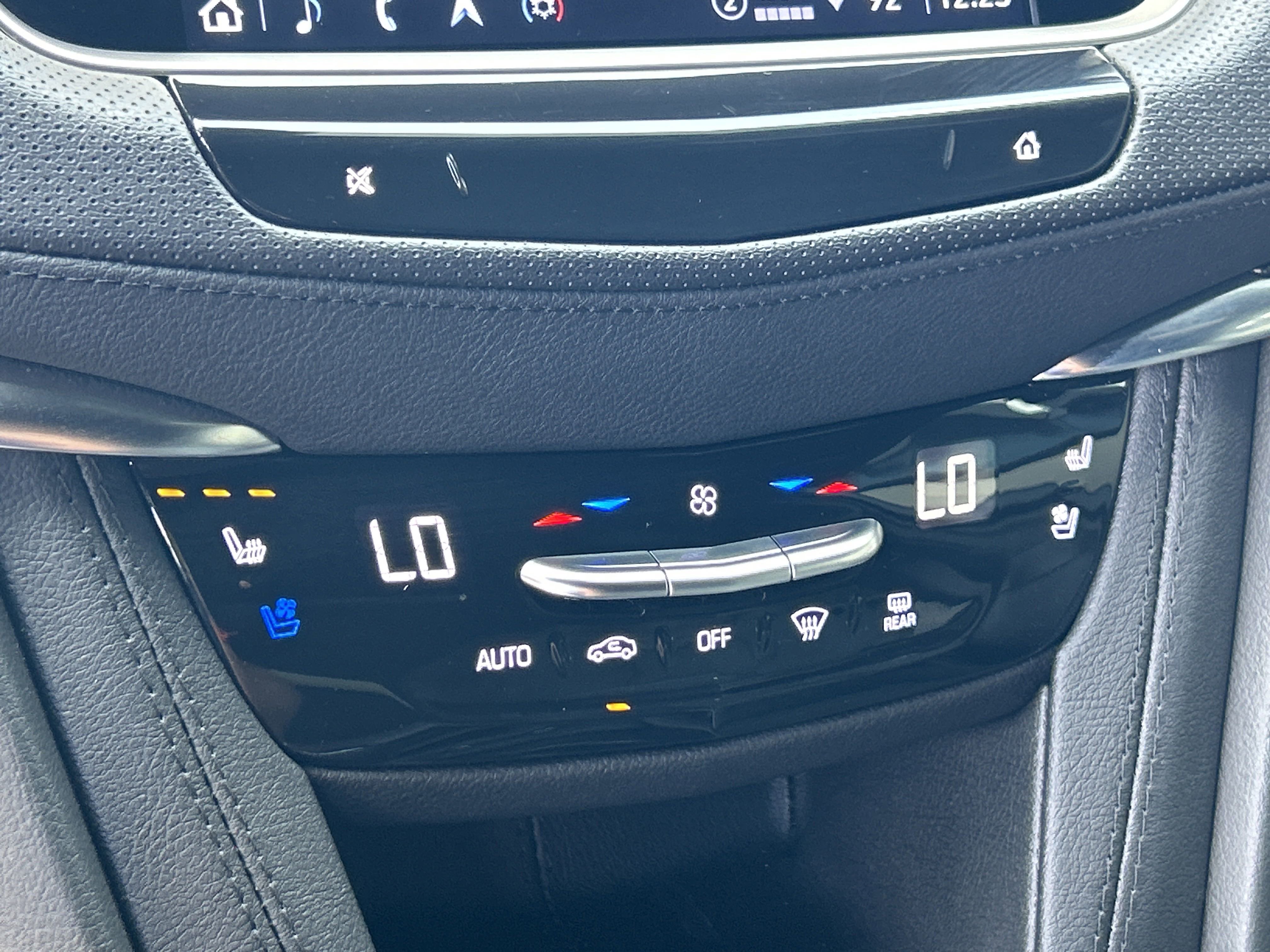 2025 Cadillac XT5 Sport photo 14